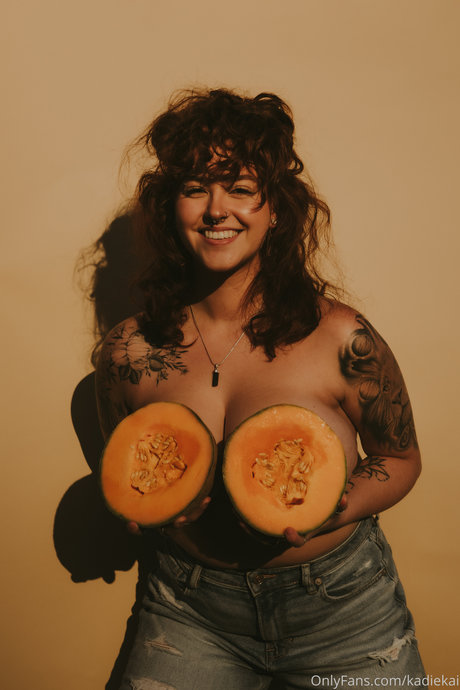 kadiekai modelo exclusivo galería