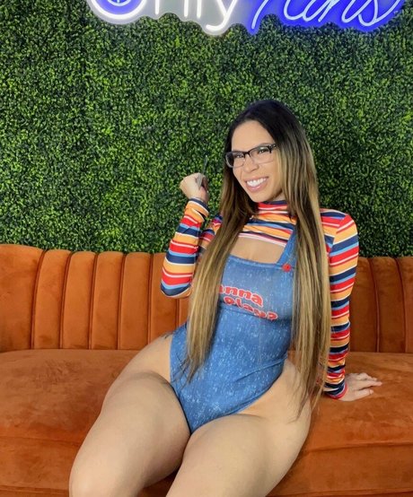 Gigi Torres bonita modelo fotos