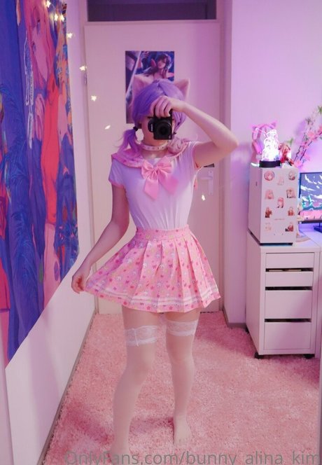 Alina Kim star du porno belle collection