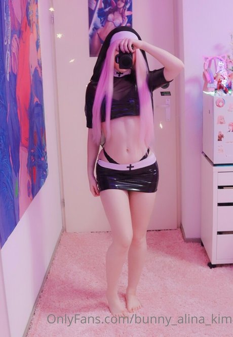 Alina Kim modelo exclusivo foto