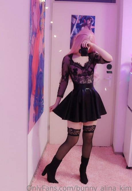 Alina Kim art modèle archive