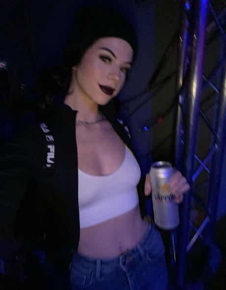 ellathrasher modelo hermosa foto