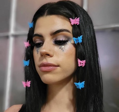 ellathrasher hermosa actriz galería