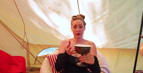 Rose Kelly modelo desnudos foto