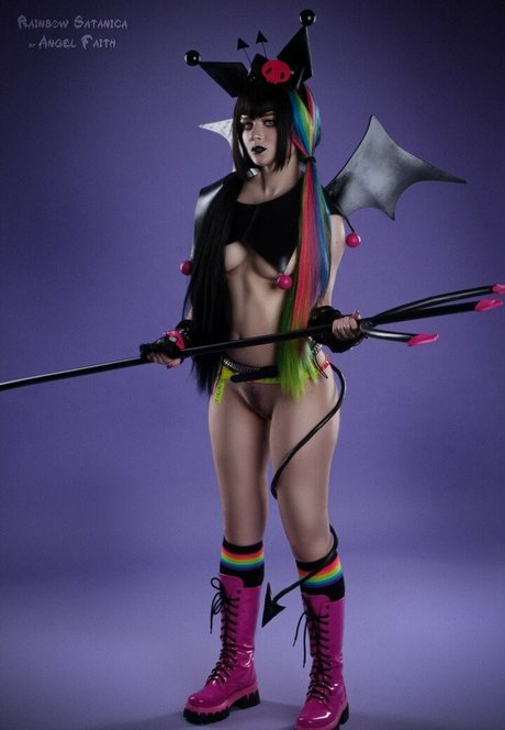 Rainbow Satanica haut étoile image