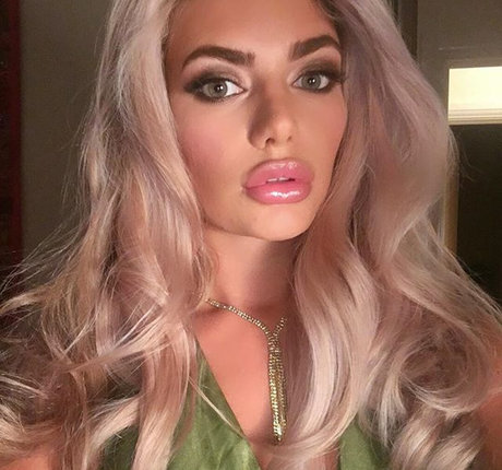 Megan Barton Hanson estrella porno de alta calidad galería