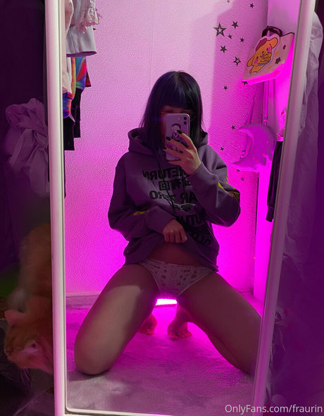 FrauRin sexo modelo fotos
