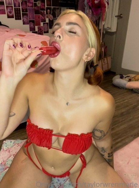 taylorwrenmarie actrice sexy photos