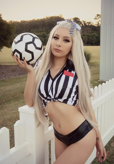 bekejacoba jolie star du porno images