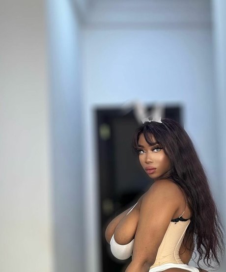 tokyo tea haut modèle photo