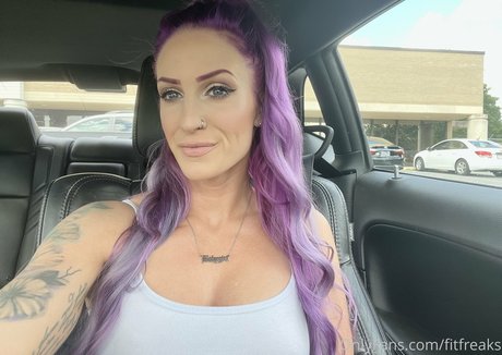 fitfreaks pornstar erotic pictures
