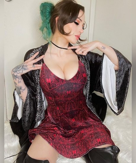 Kayla Erin modèle magnifique archive