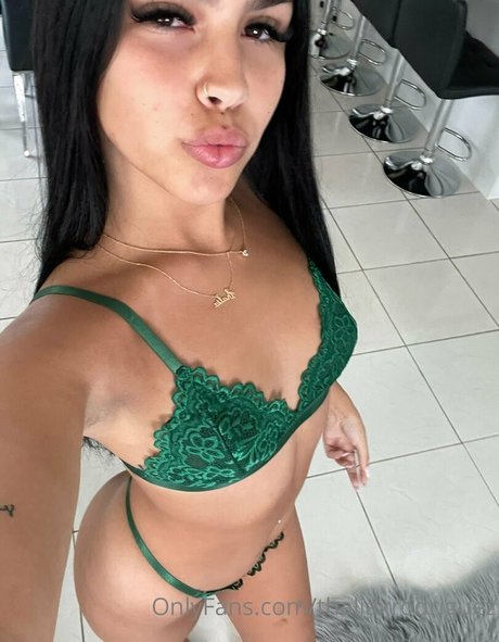 Thalia Rodriguez desnudos de estrellas porno archivo