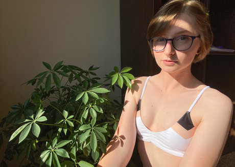 Xkatiexxx actrice libre img