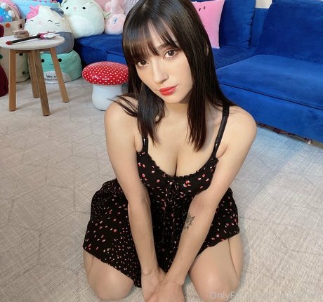 reiyoshida actrice artistique des photos