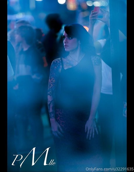 blownupdoll actrice libre photos