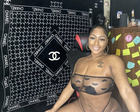 therealchanellealicia modelo desnudos foto