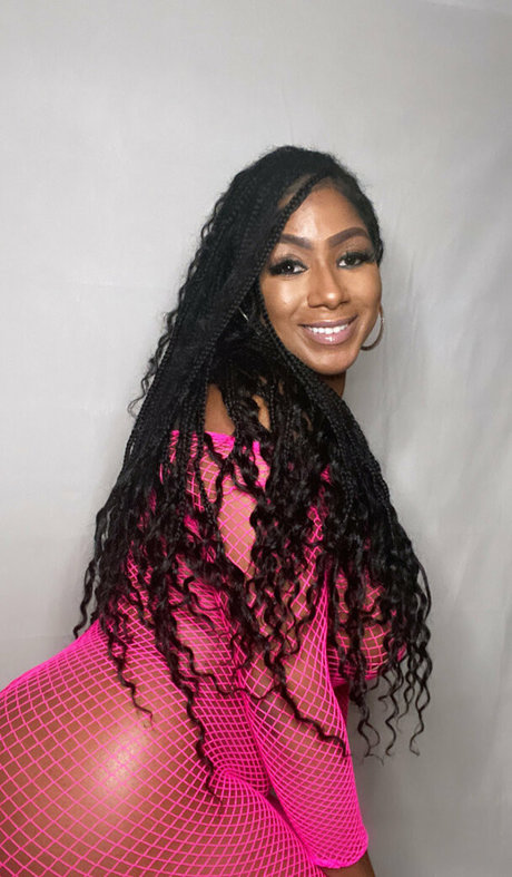 therealchanellealicia haut modèle images