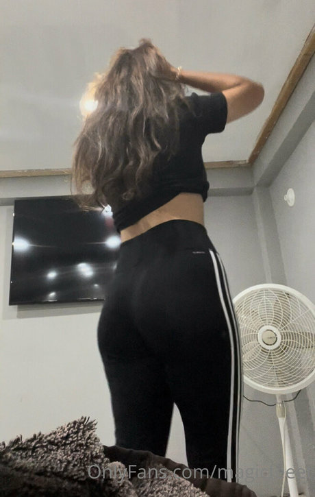 magicfeeet sex star pic