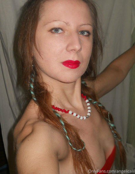 angelicalil modèle pornographique galeries