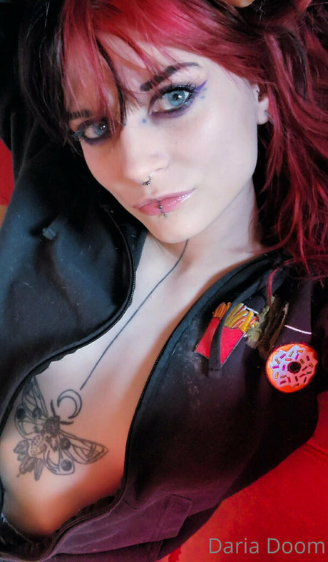 dariadoom erotic pornstar photo