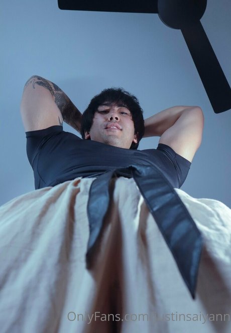 justinsaiyann haut modèle photo