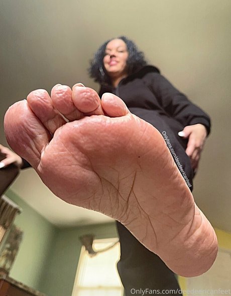 deedeericanfeet sexo estrella galerías