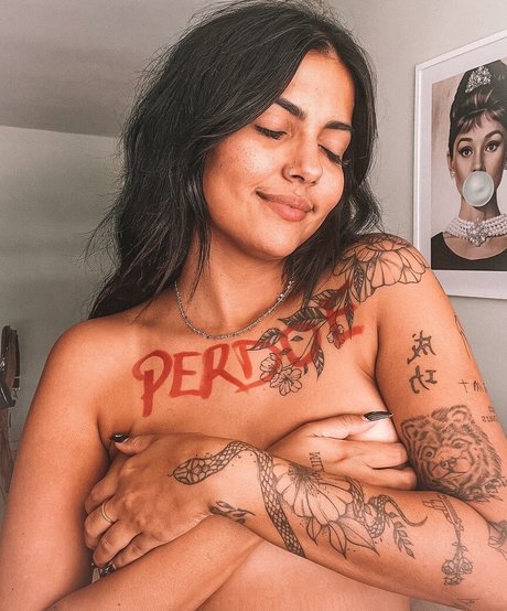 Fernanda Lopes beautiful actress gallery