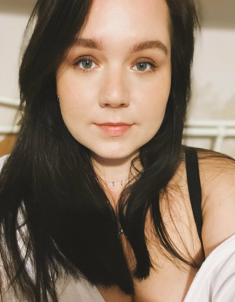 Cherrycola1990 arte estelar galería