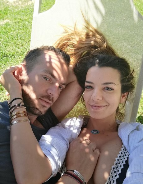 Nikoletta Ralli estrella porno perfecta galerías