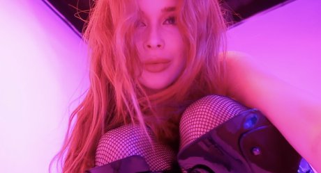 xoRenee desnudos de modelos archivo