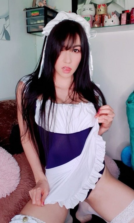 Hakicosmodel actriz desnuda archivo