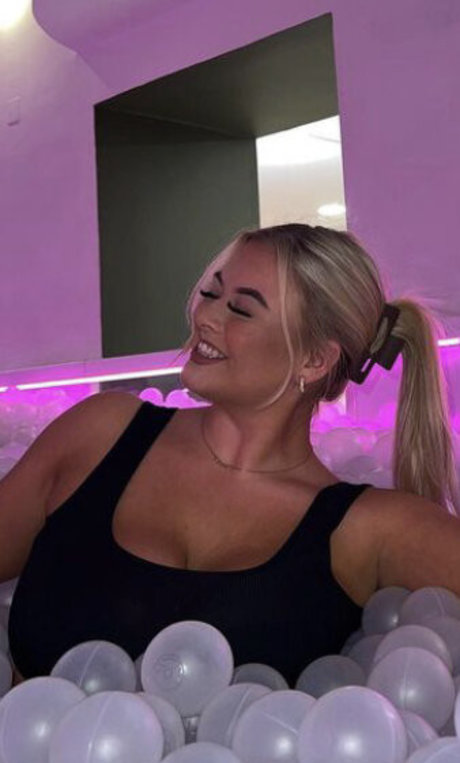 Alexandra Spencer belle star du porno img