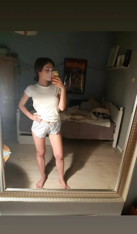 Sarczys nude star picture