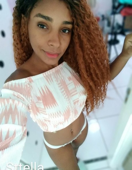 Sttella modelo gratis foto