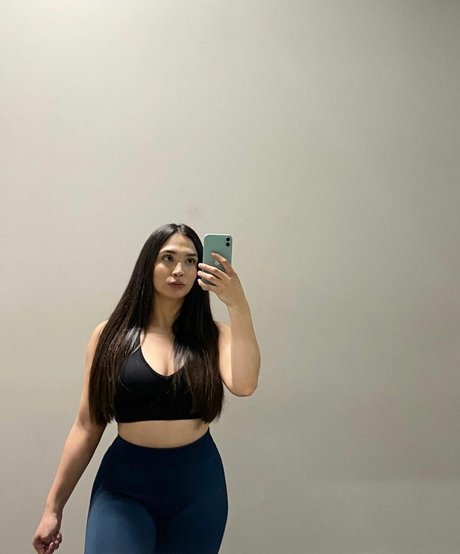 Giselle Calzadillas adult star img