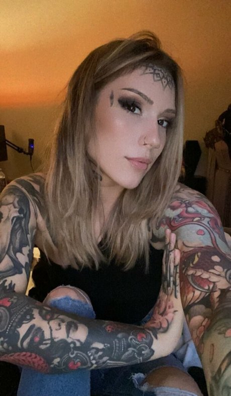 Pterodactylsftw star nude photos