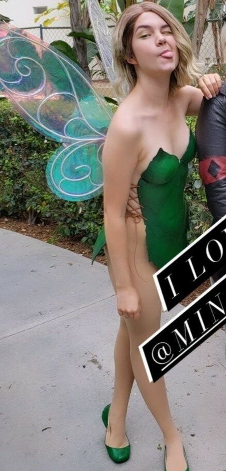 Minakess pornstar nudes image