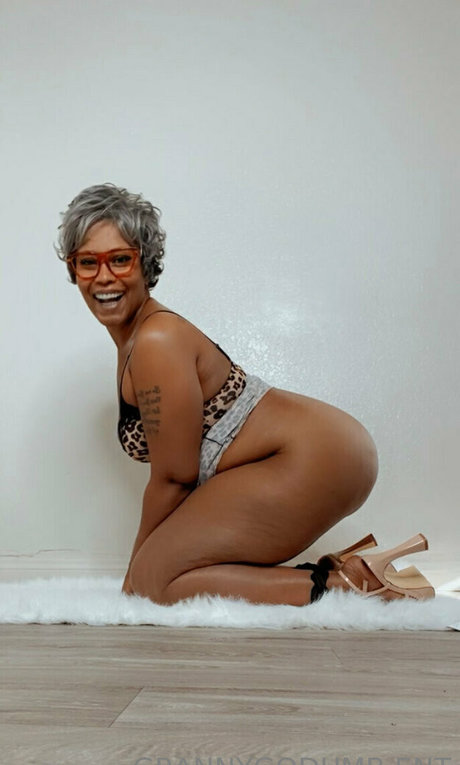 grannygodumb modelo perfecto archivo