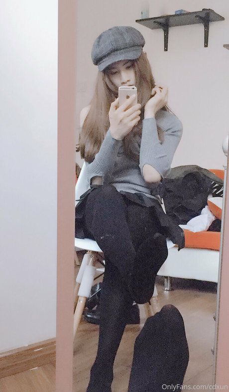 cdxun modelo caliente imagen