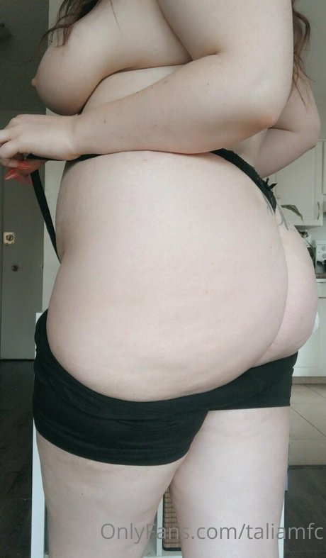 Talia Ghoul modelo perfecto archivo