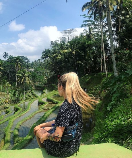 Andelika desnudos de estrellas porno imagen