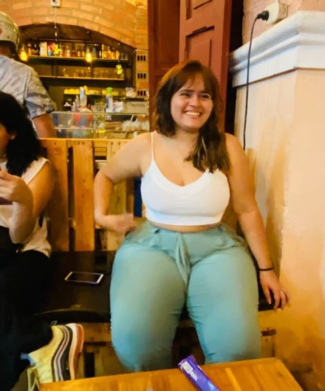 Michel Usuga belle actrice des photos