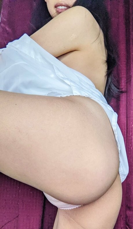 kitsune hana actriz de alta definición foto