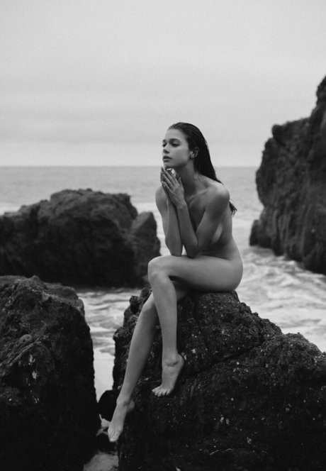 Michelle Ellyse Schlaman actriz de arte galerías