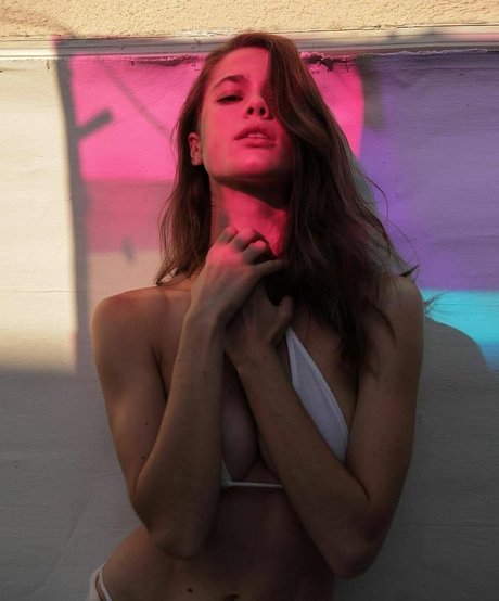 Michelle Ellyse Schlaman actriz atractiva galerías