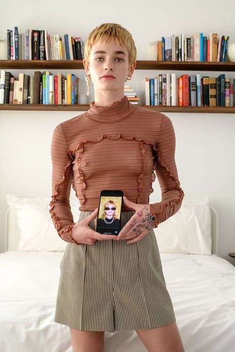 Esther McGregor actriz porno galerías