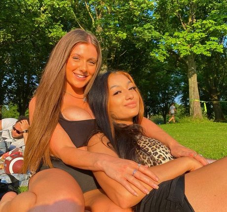 Beth G modelo galerías