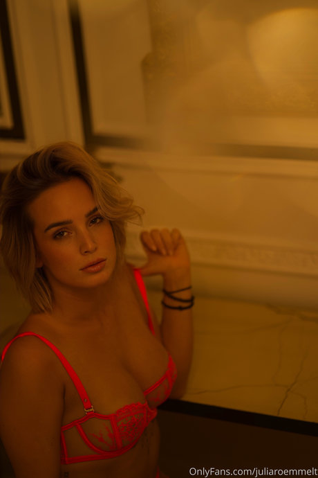 Julia Roemmelt estrella porno mejor foto