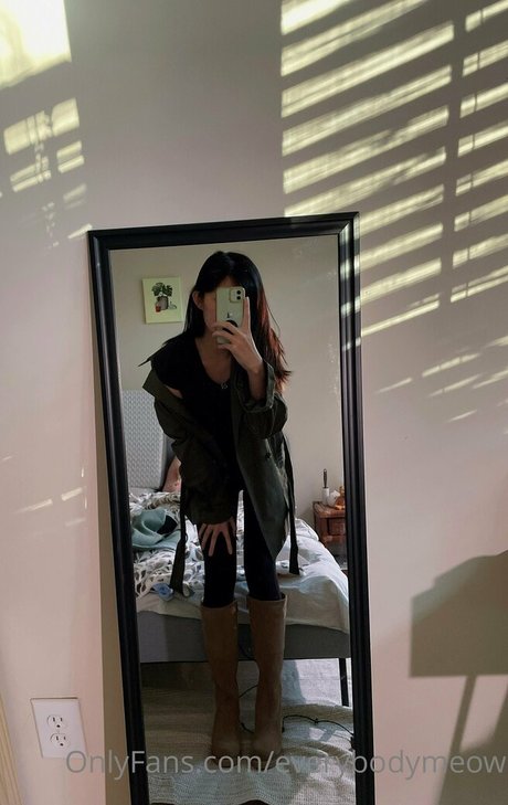 everybodymeow estrella porno de alta calidad imagen